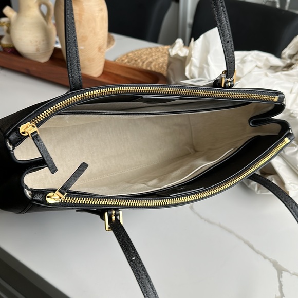 Tory Burch tote - Picture 8 of 11